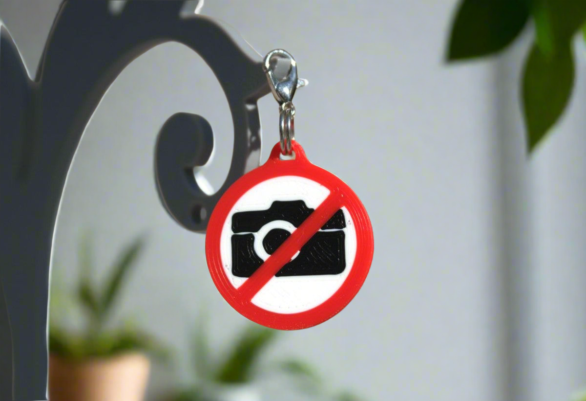 No photos symbol – Zipper pull accessory - Red and white Pendant